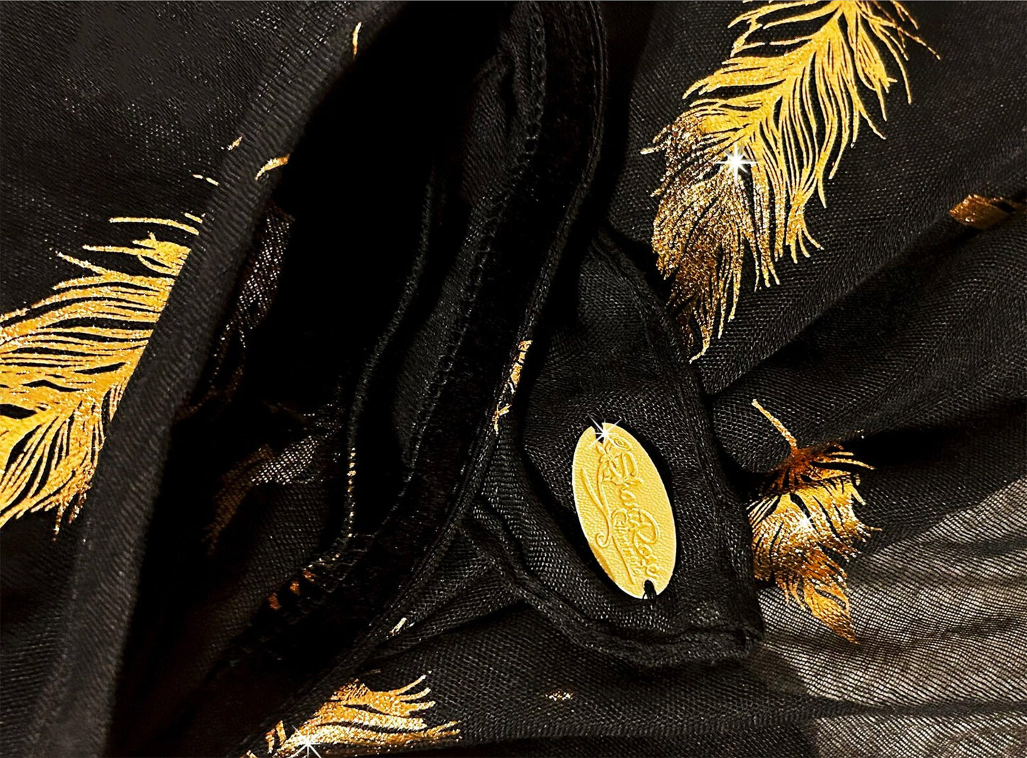 Black Gold Feather Non-Slip Pre-Tied Headscarf